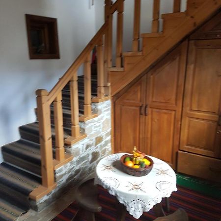 Тодорината Къща Hotel Leshten Bagian luar foto