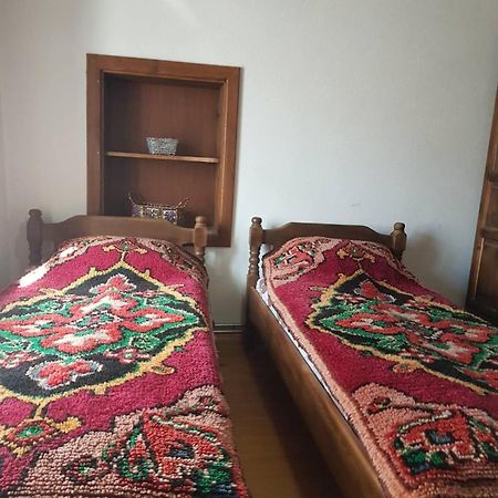 Тодорината Къща Hotel Leshten Bagian luar foto