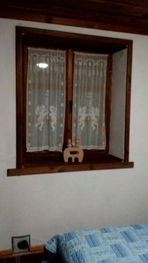 Тодорината Къща Hotel Leshten Bagian luar foto